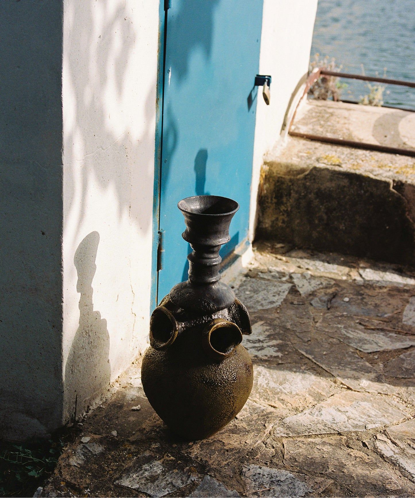 FIG 19 VASE