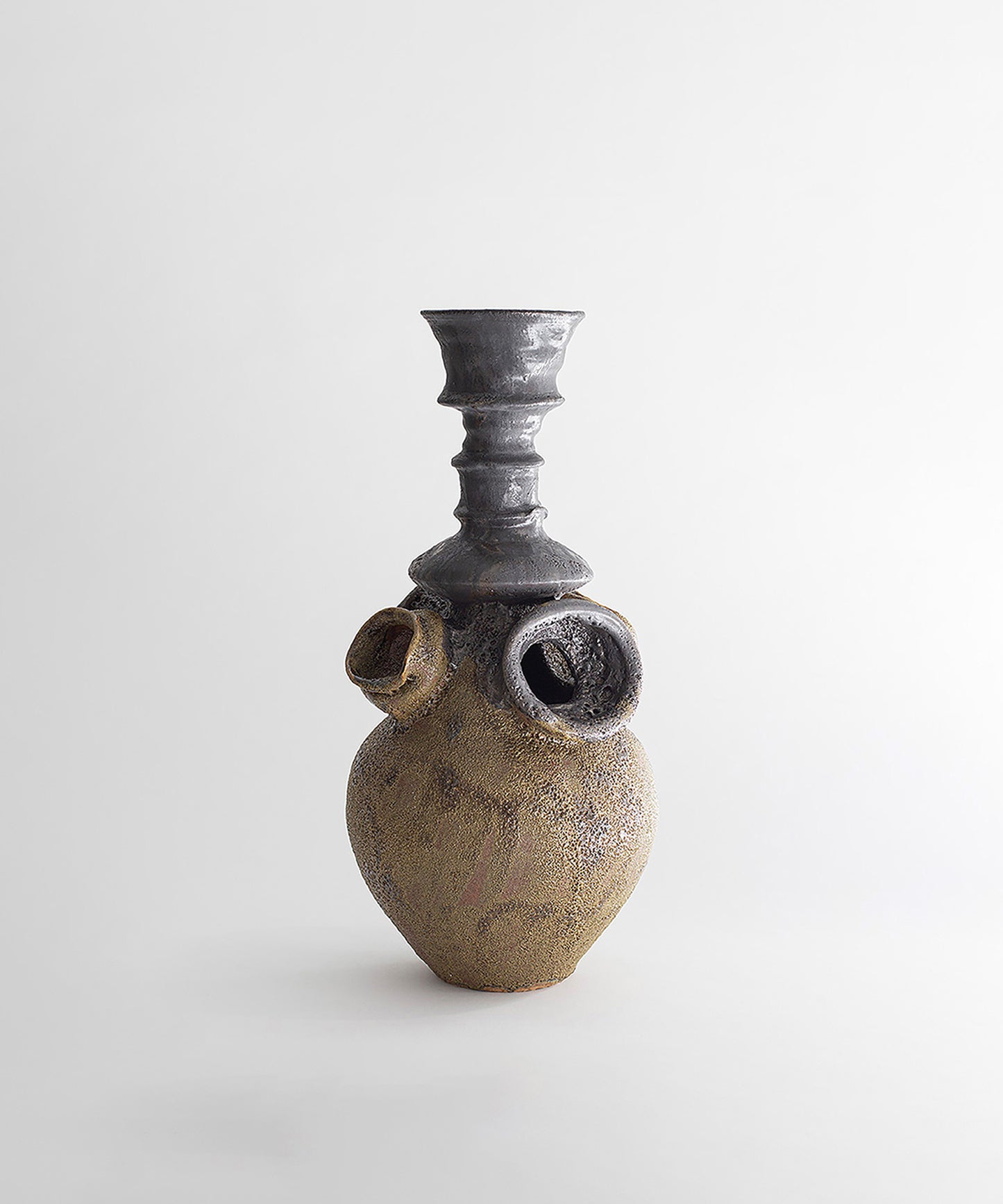 FIG 19 VASE