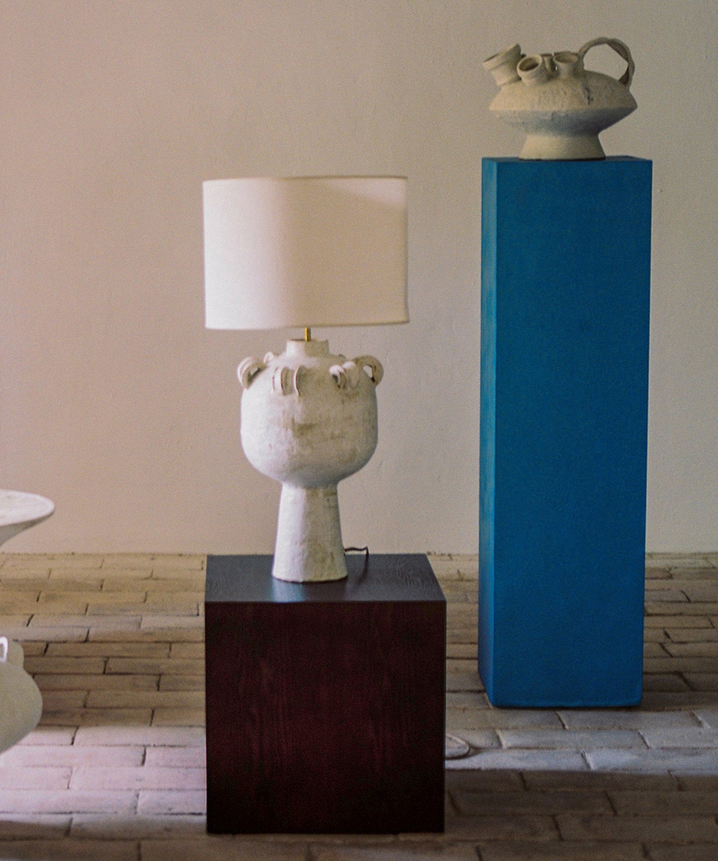FIG 5 LAMP