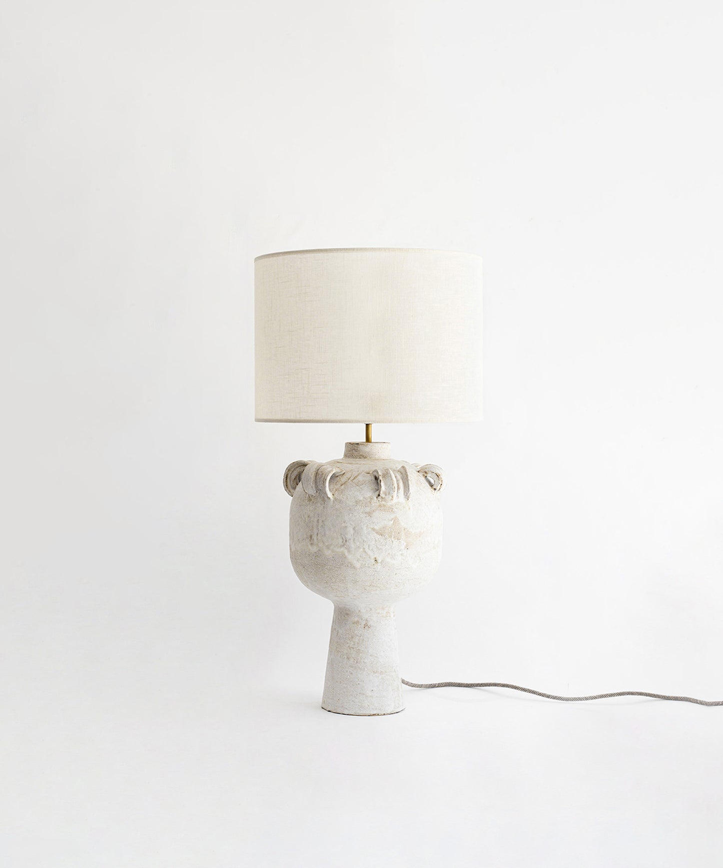 FIG 5 LAMP