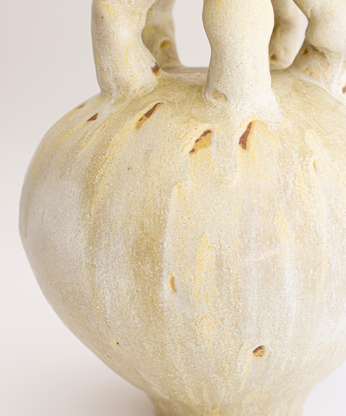 FIG 8 VASE