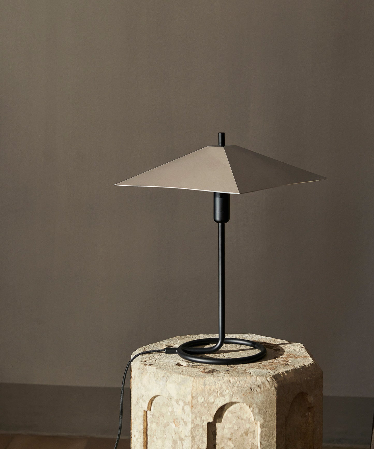 Filo Table Lamp, Square