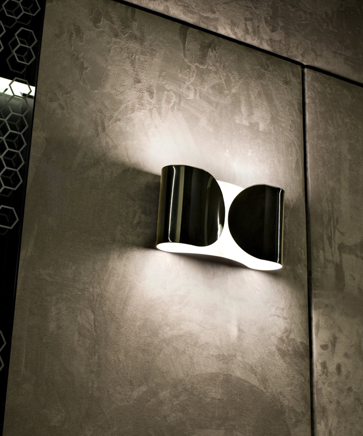 Foglio Wall Lamp