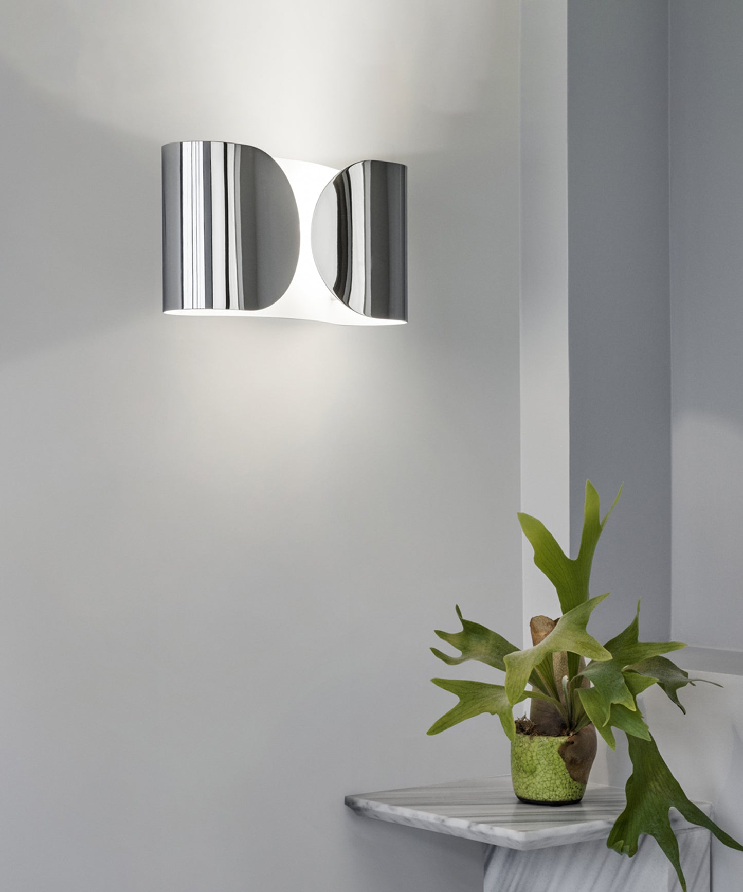 Foglio Wall Lamp