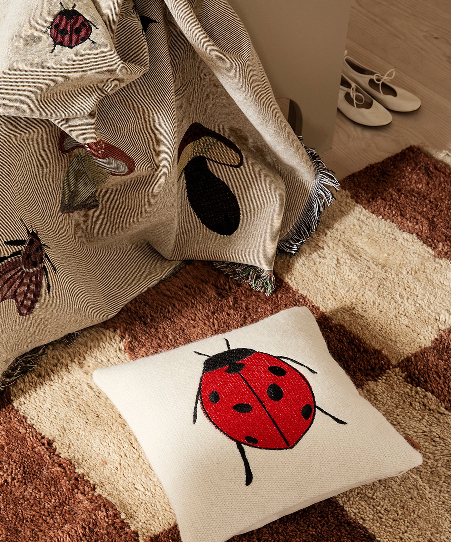 forest-tapestry-blanket-03
