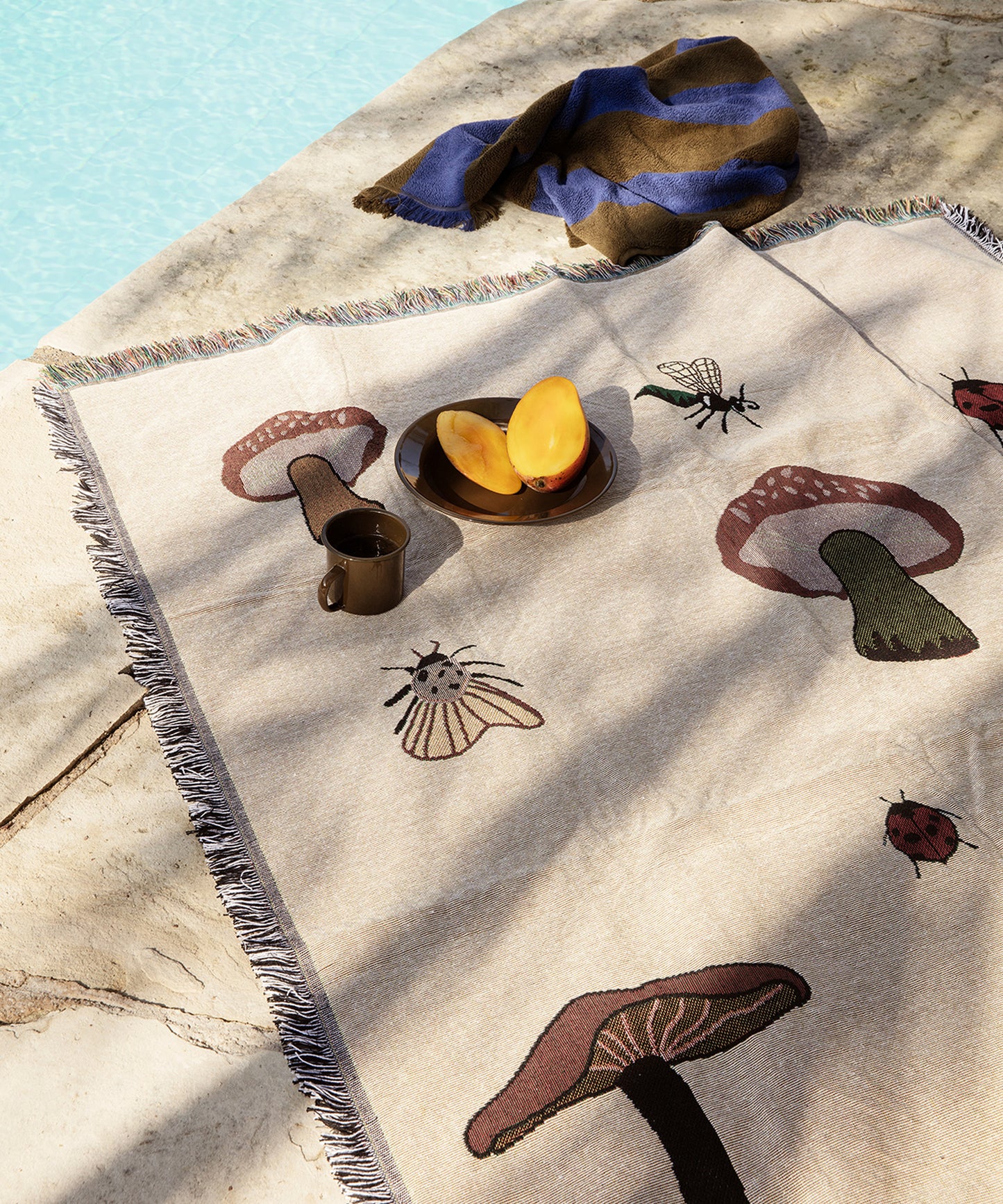forest-tapestry-blanket-04