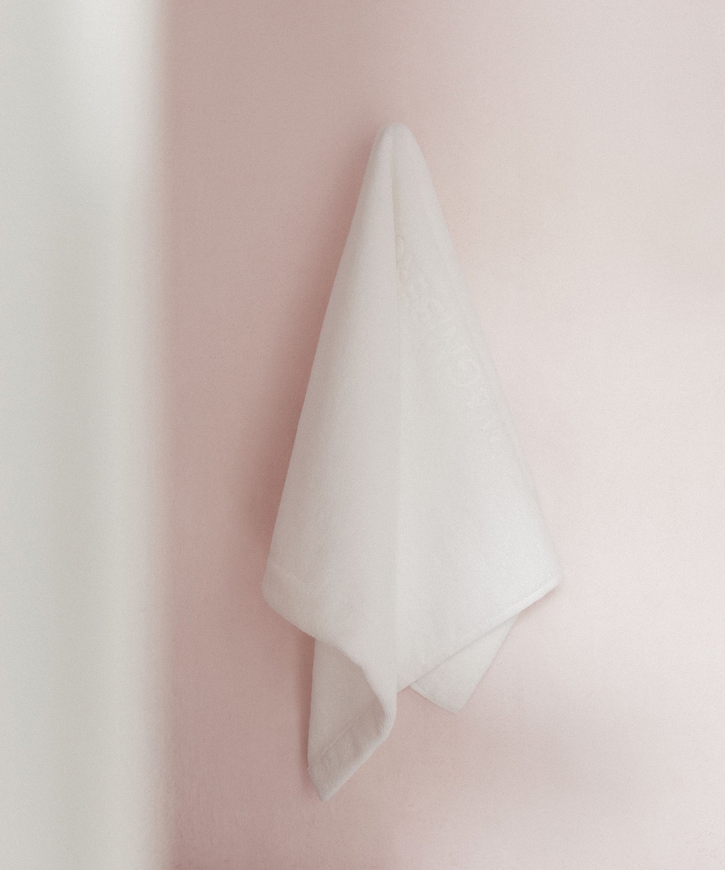 Gelato Bath Towel, Frozon White