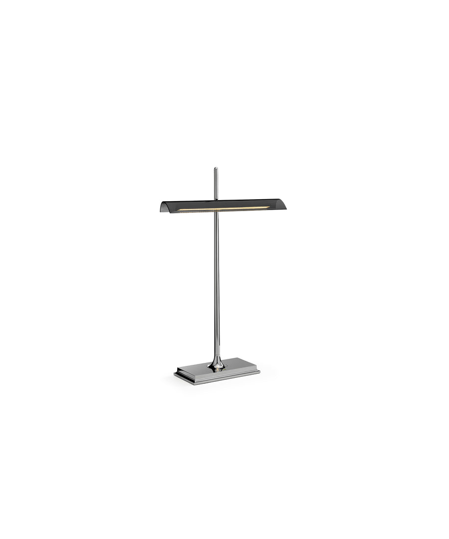 Goldman USB Table Lamp