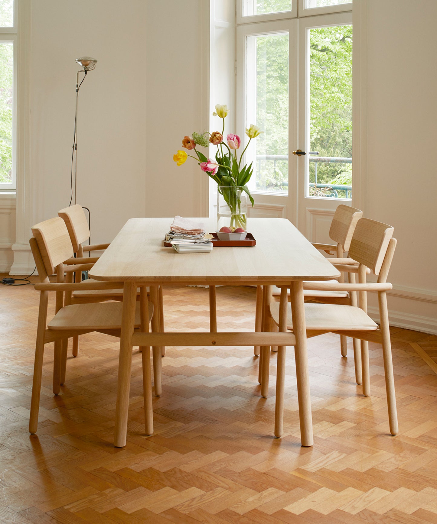 Hven Armchair