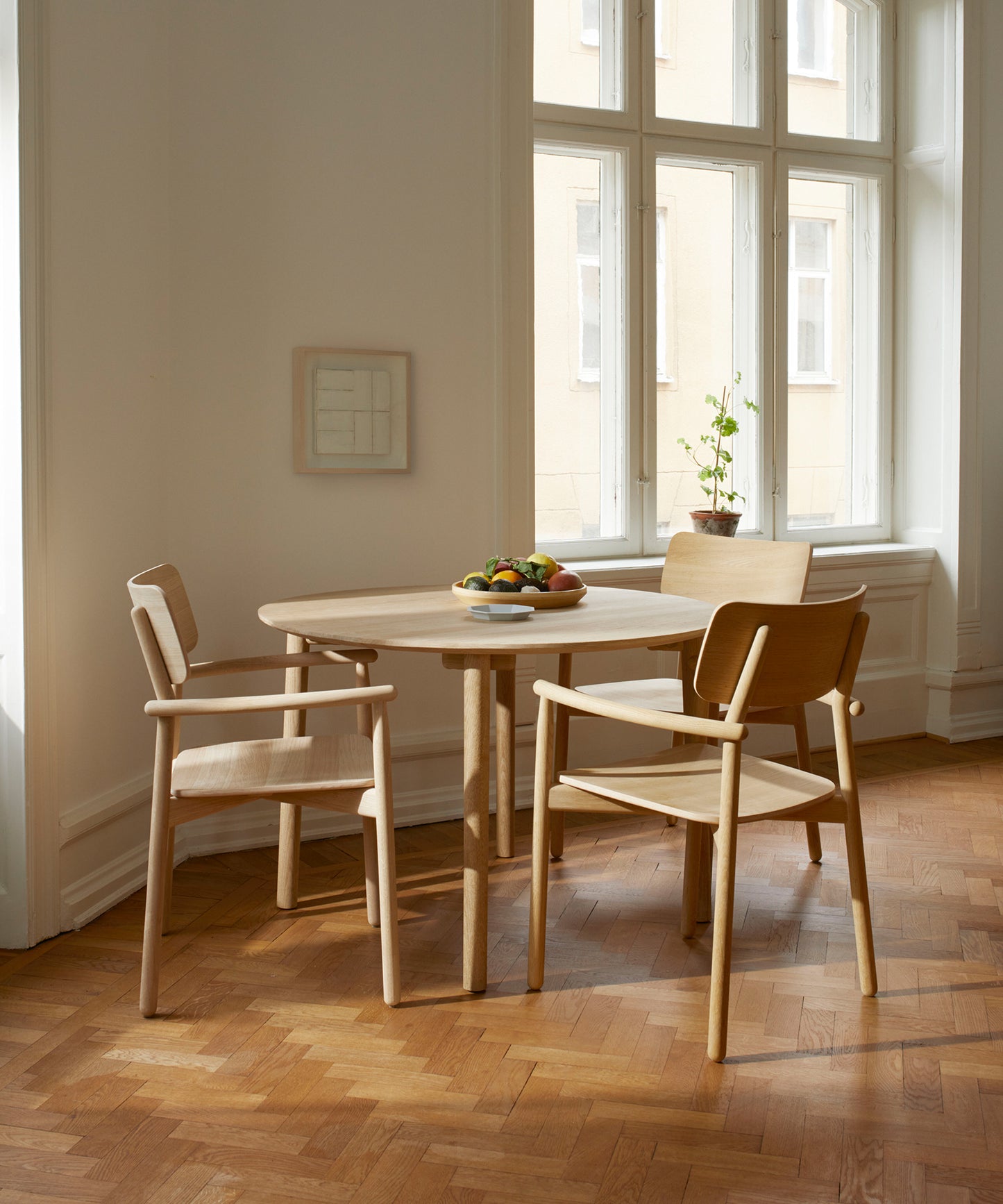 Hven Armchair