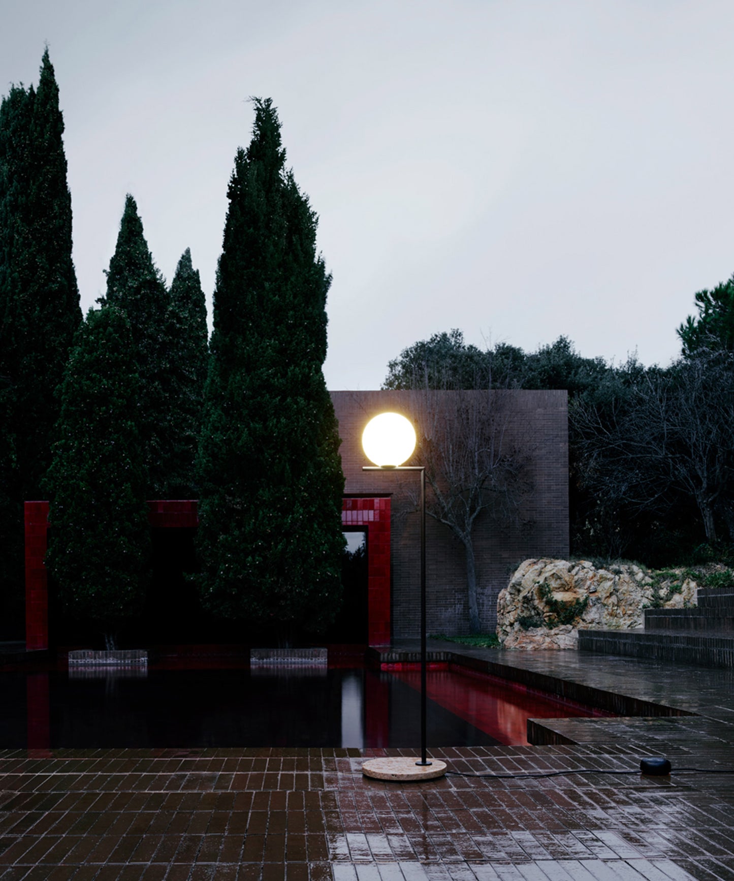 IC Floor Lamp, outdoor