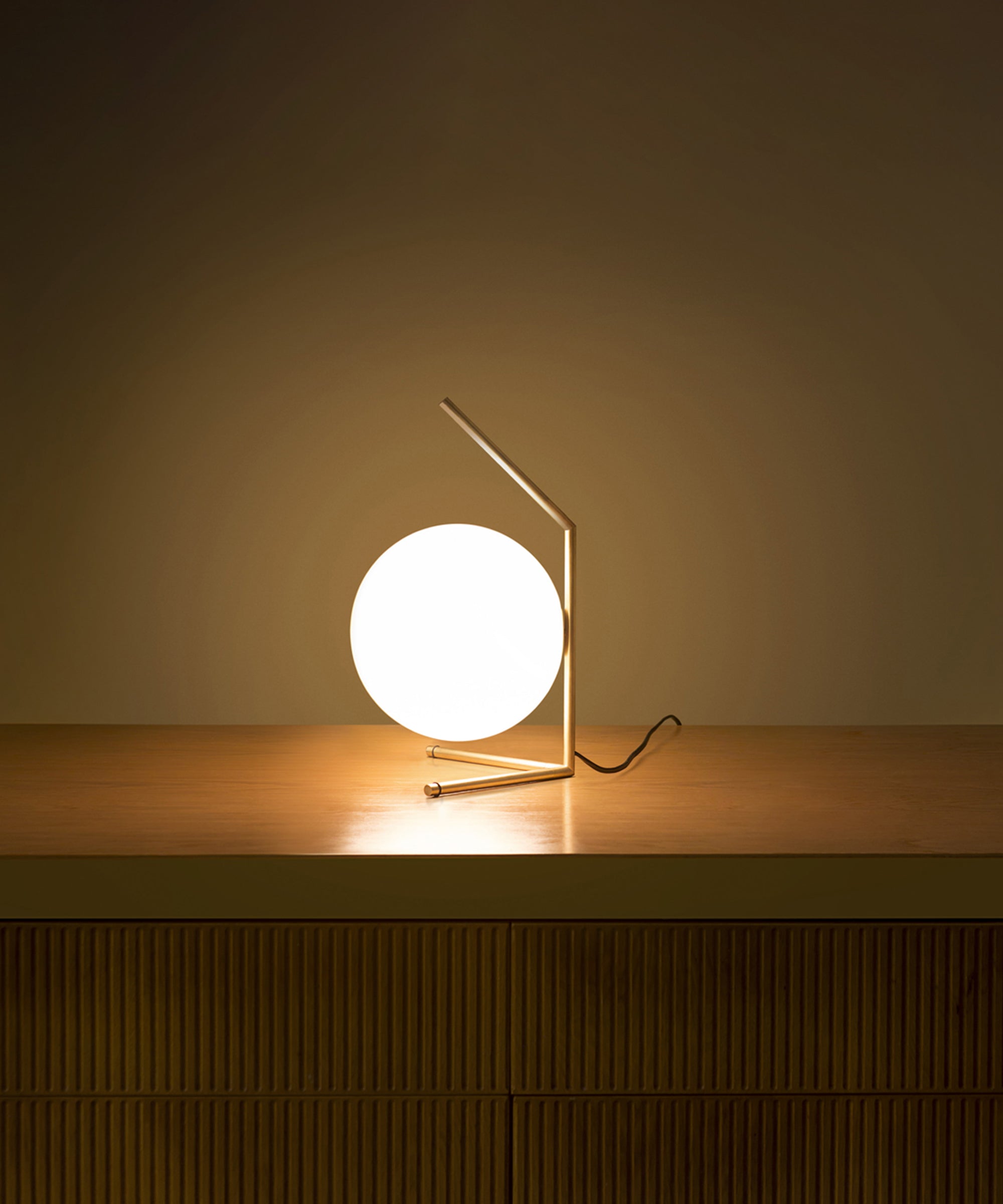 IC T1 Low Table Lamp by Flos | Luxury Lighting | TRNK IC T1 Low Table Lamp by Flos | Luxury Lighting | TRNK