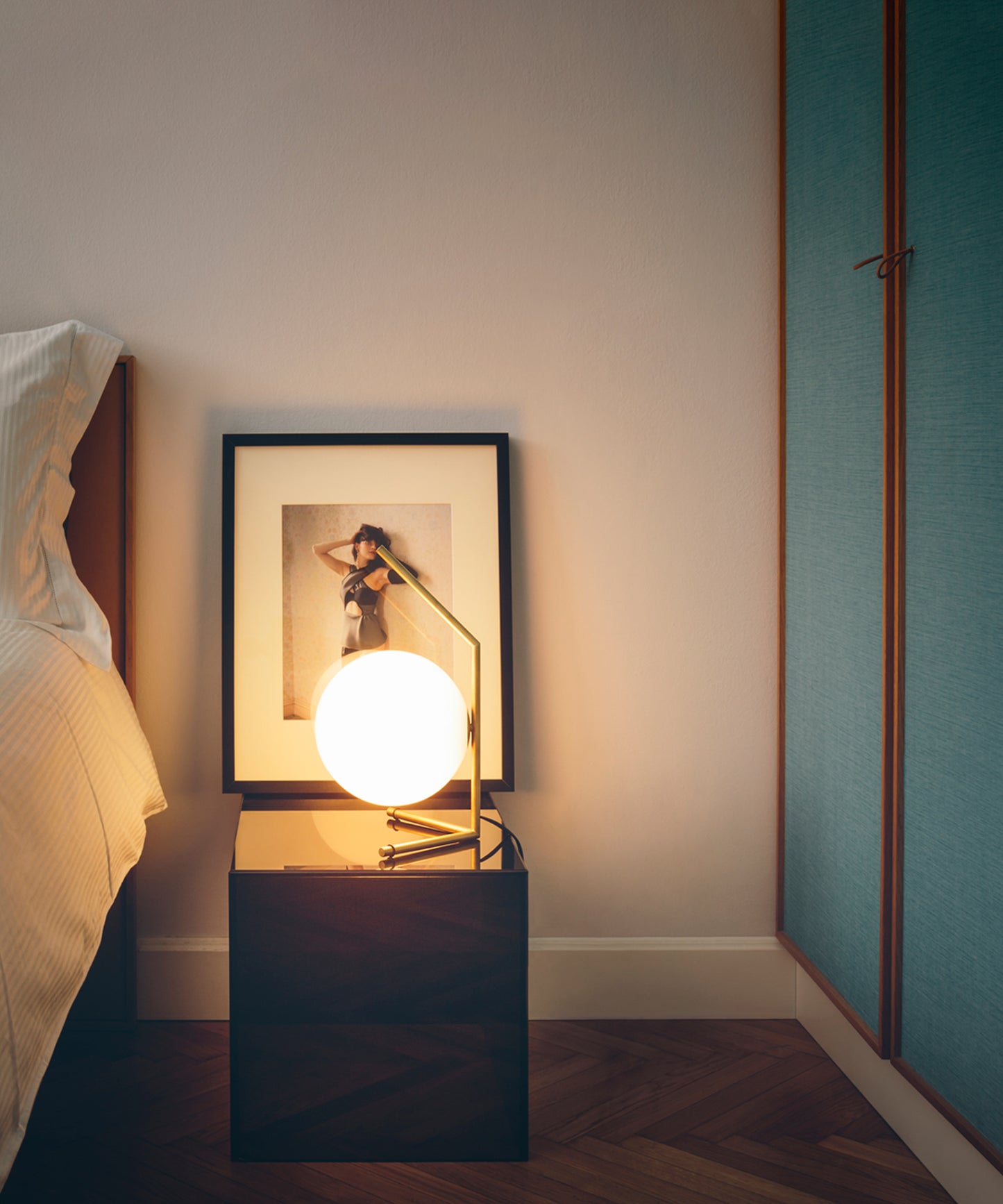 IC T1 Low Table Lamp