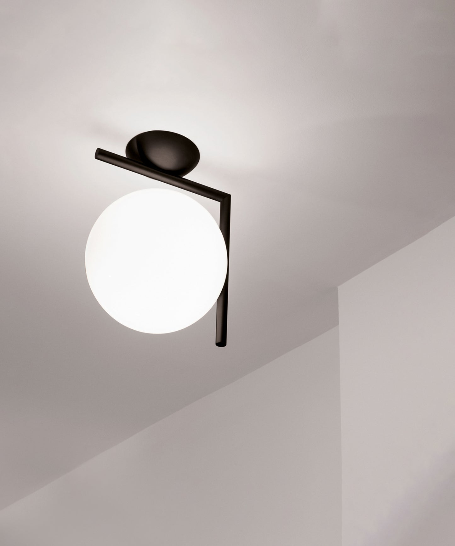 IC Wall & Ceiling Lamp