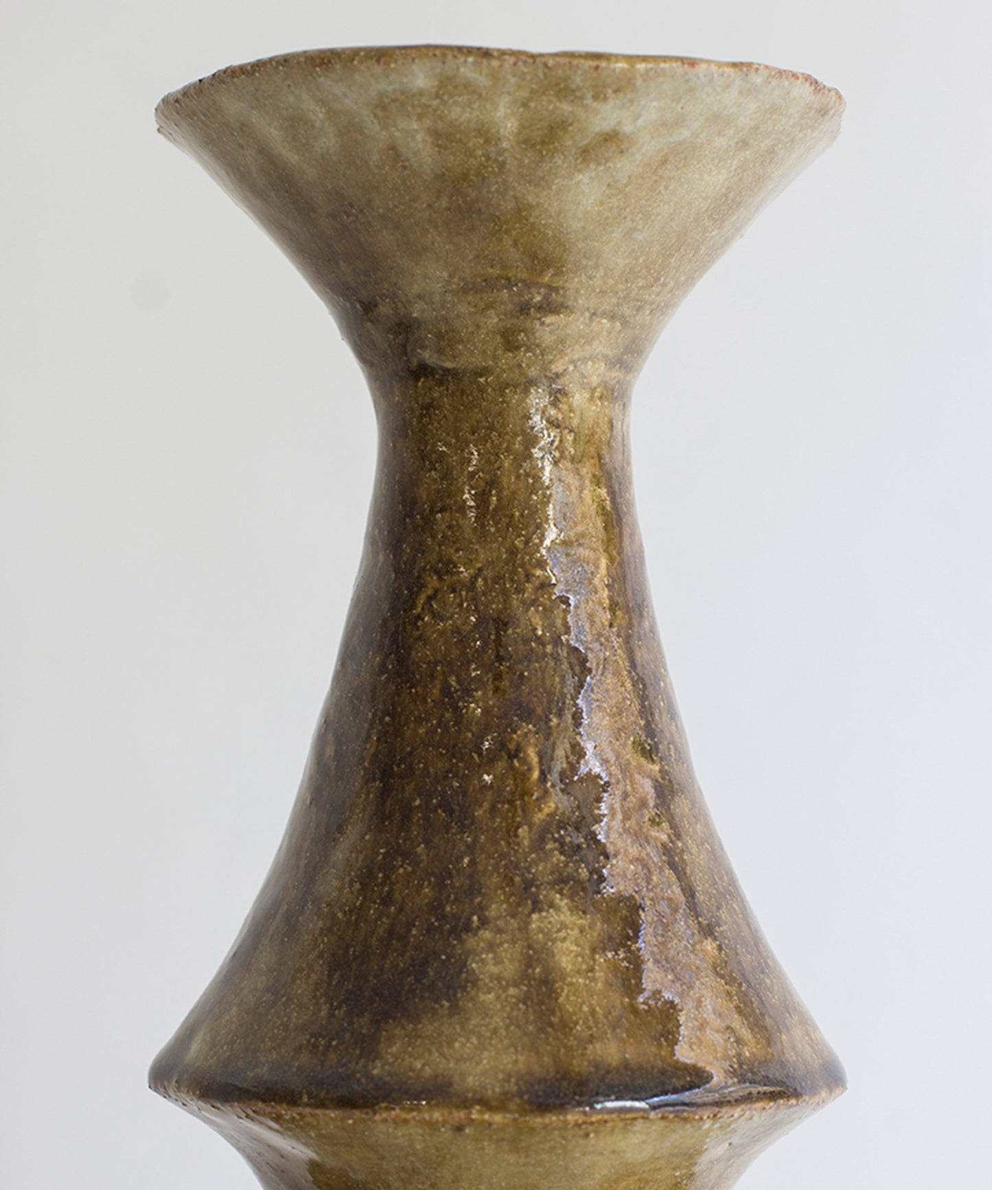 isolated-n-28-vase-01