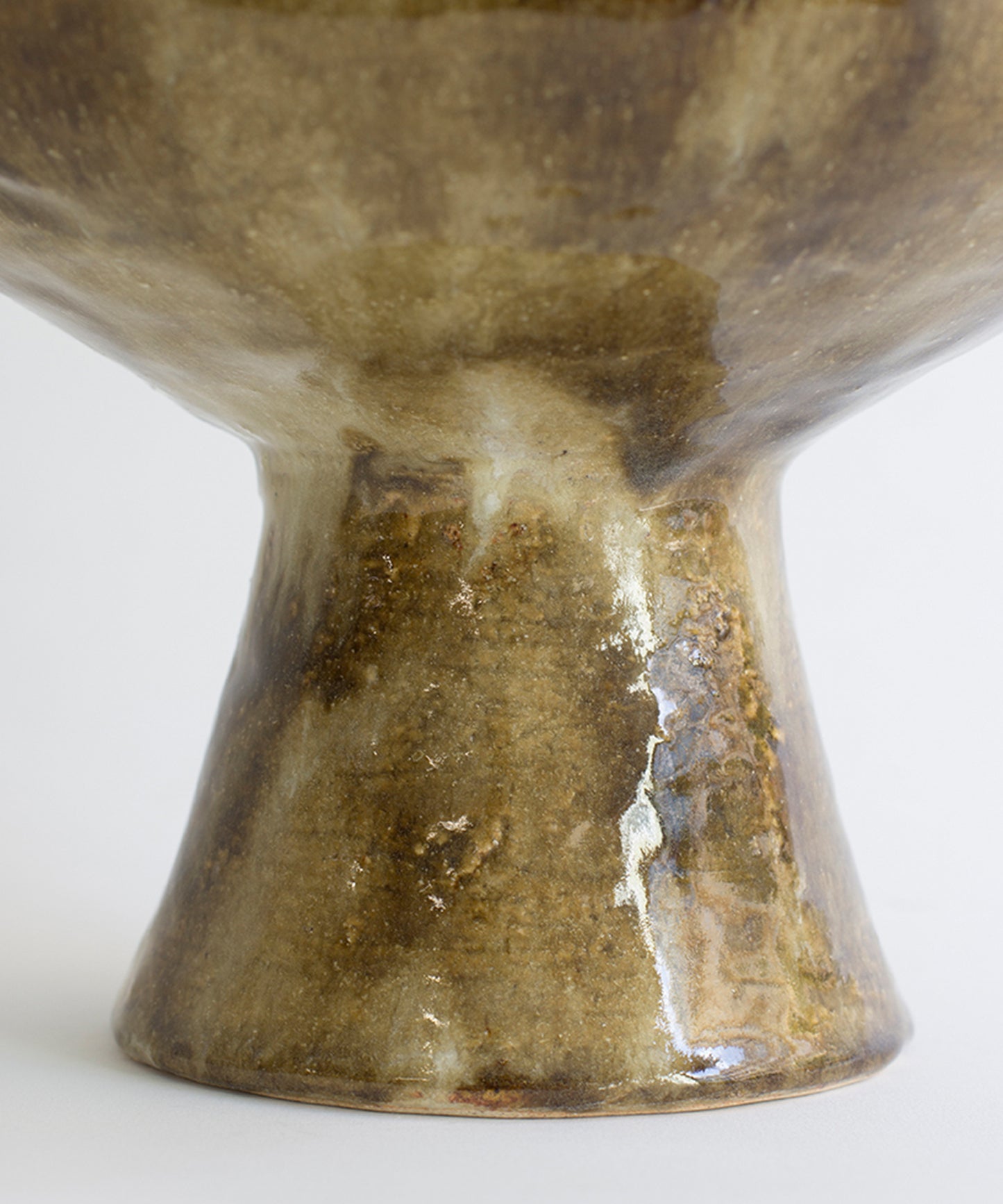isolated-n-28-vase-03