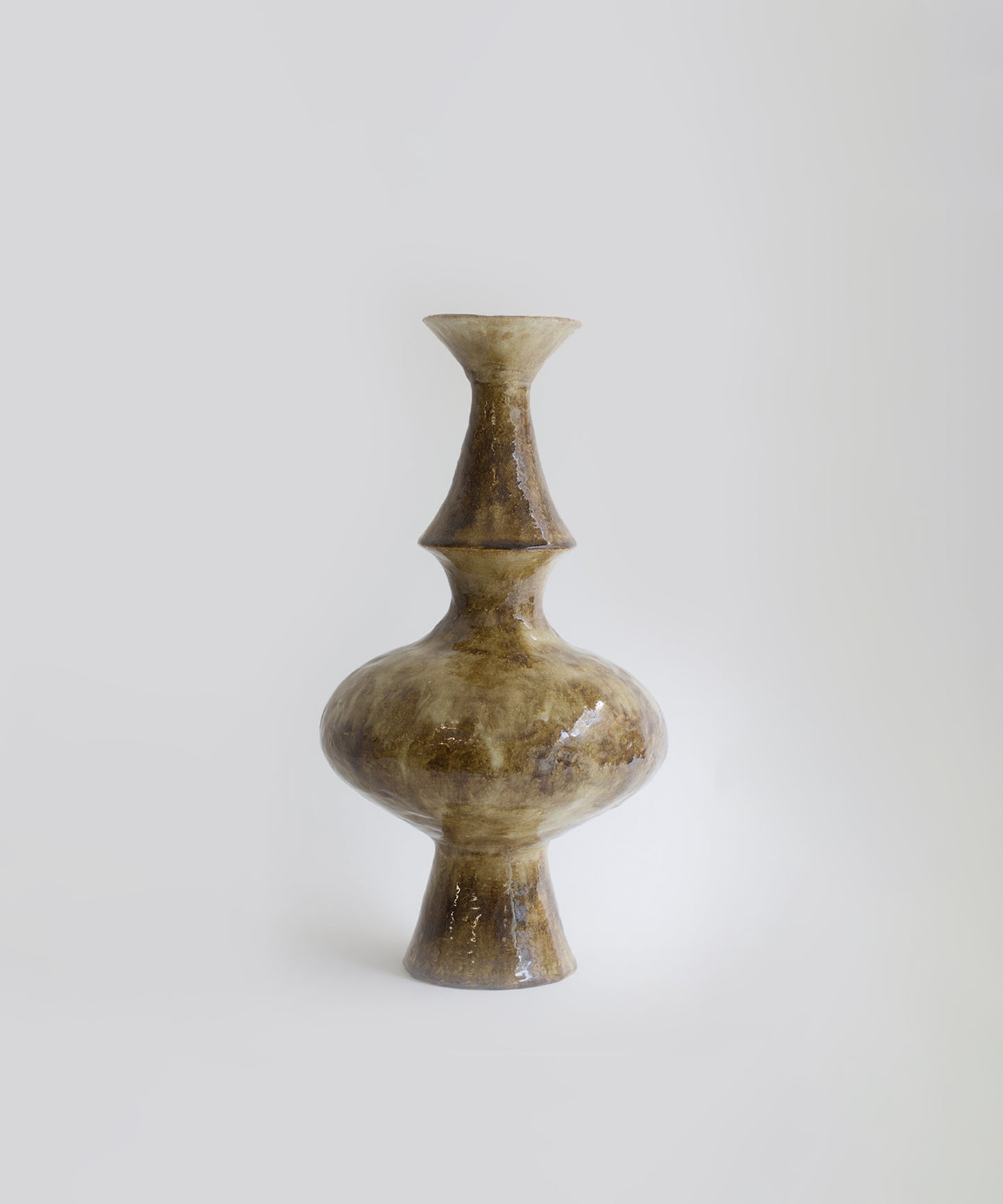 isolated-n-28-vase-ISOLATED-N.-28