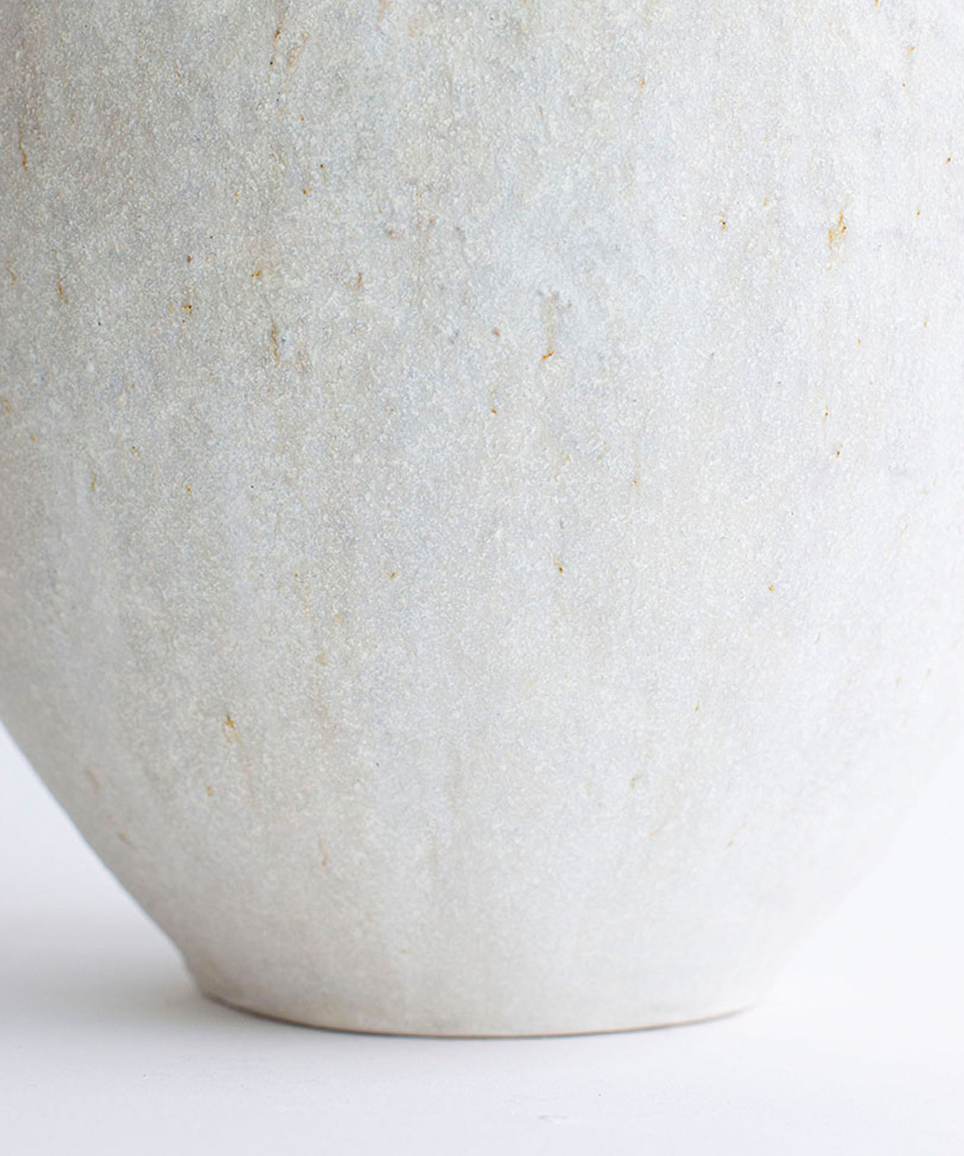 isolated-n-31-vase-01