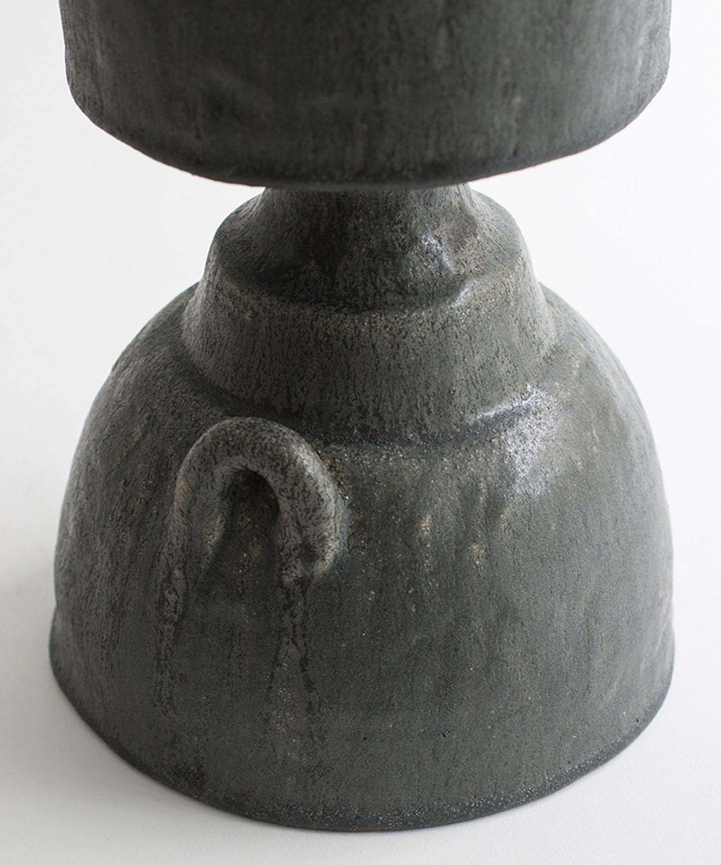 isolated-n-32-vase-01