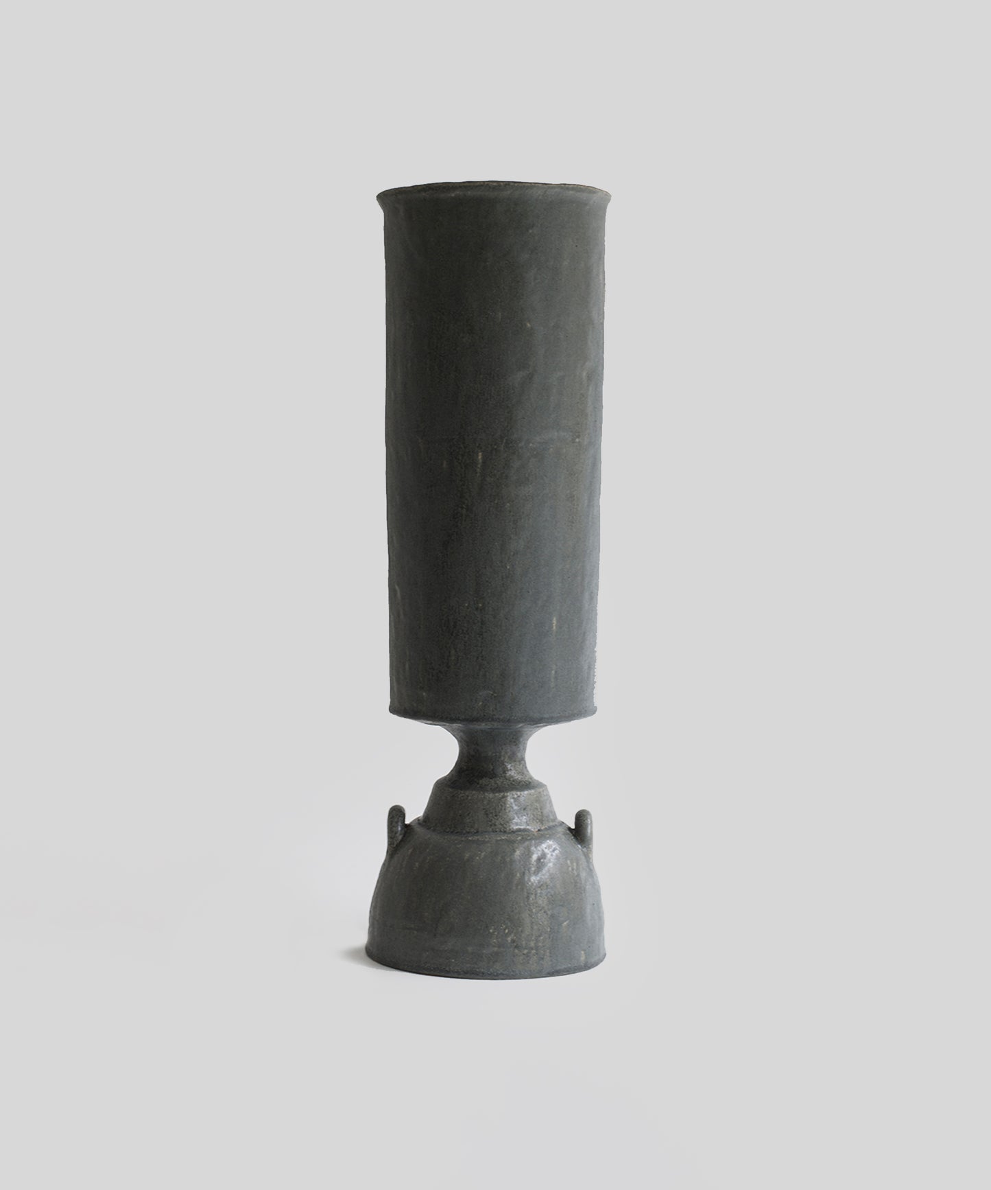 isolated-n-32-vase-ISOLATED-N.-32