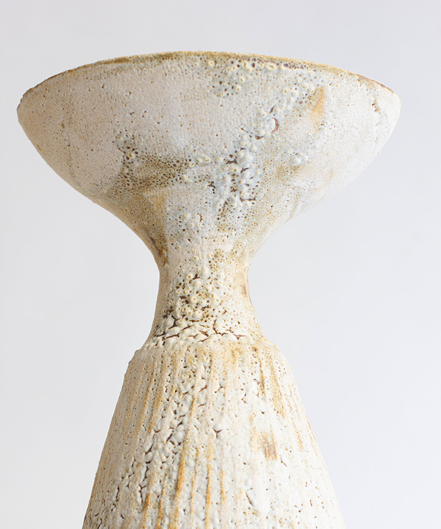 isolated-n-35-vase-02