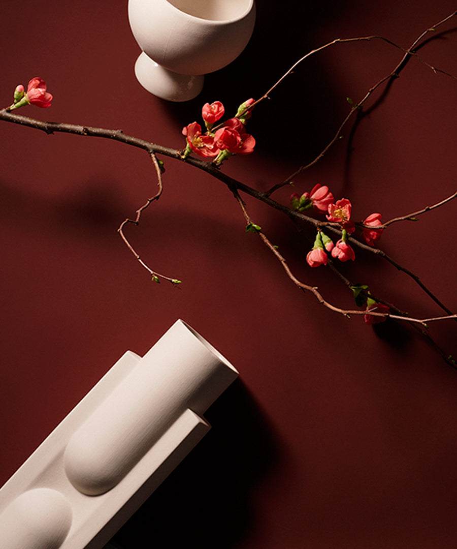 Kala Slender Porcelain Vase