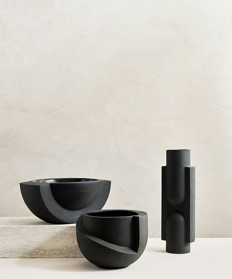 Kala Slender Porcelain Vase