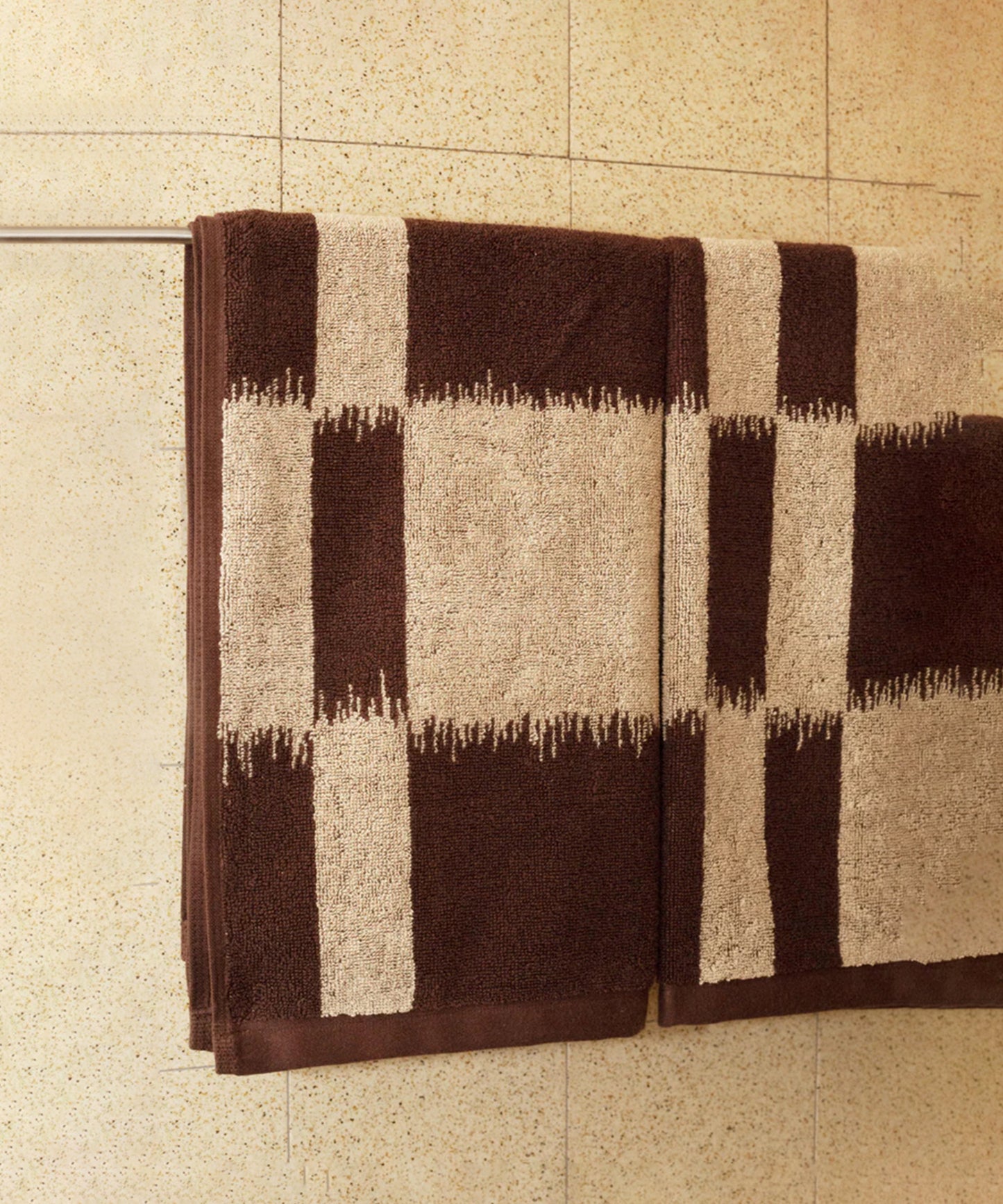 Karin Hand Towel