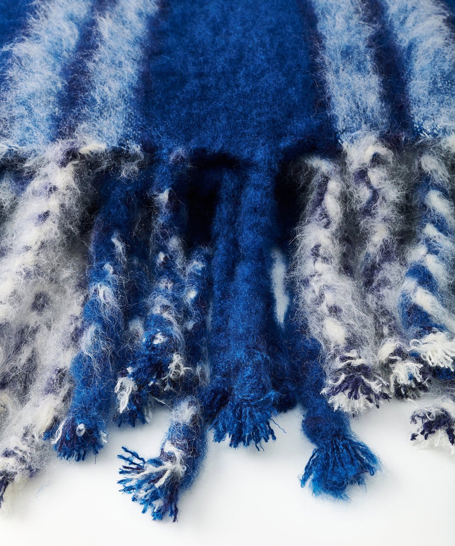 Lady Blanket, Blue Seven