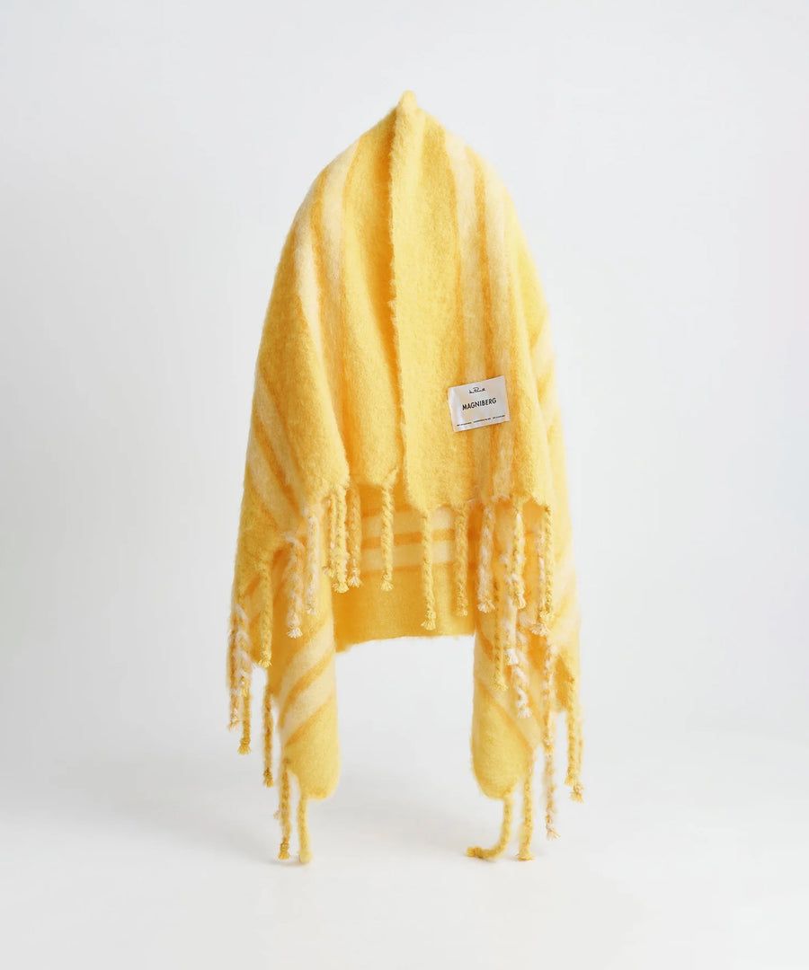 Lady Blanket, Yellow Five