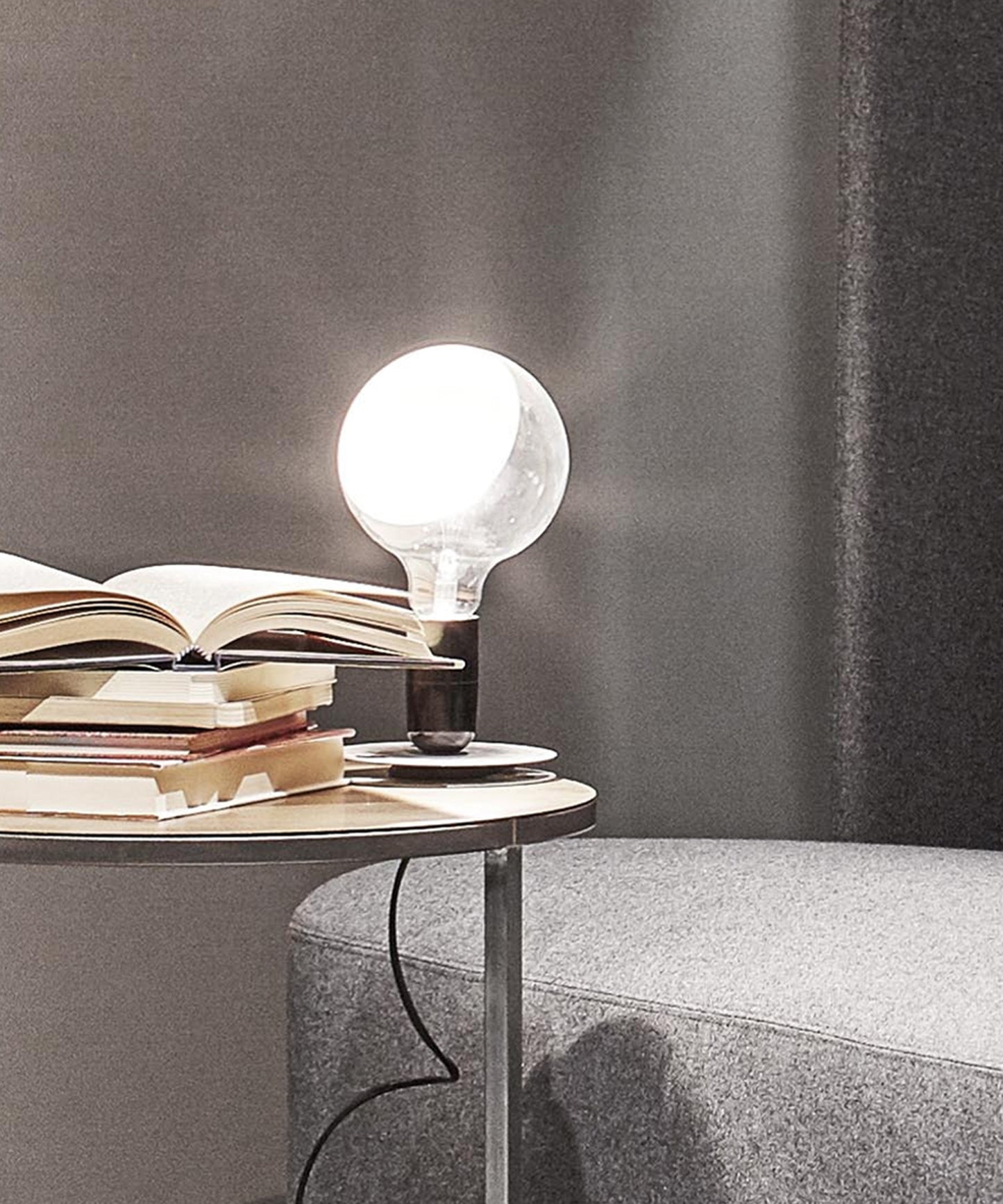 Lampadina Led Table Lamp