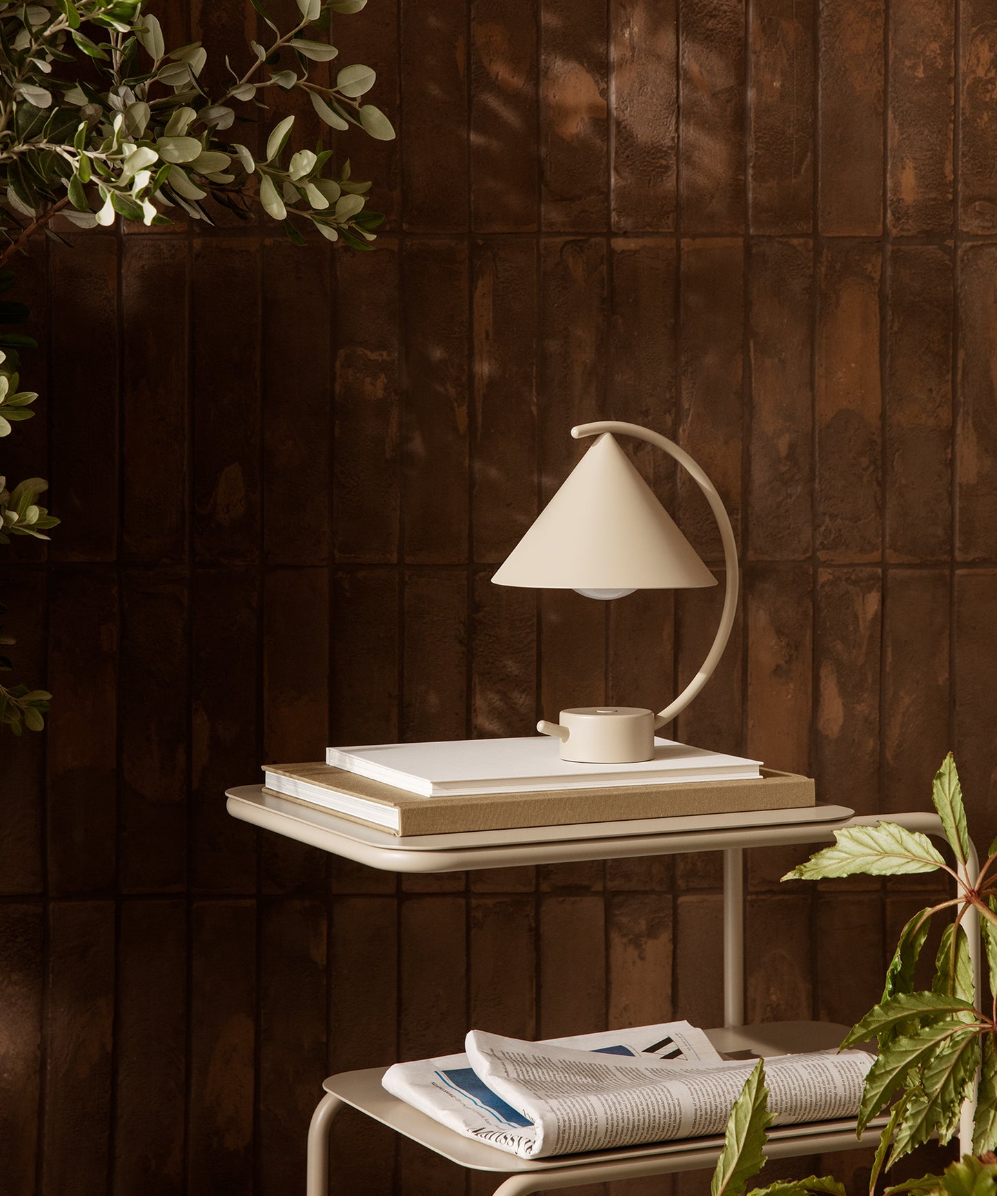 Meridian Lamp