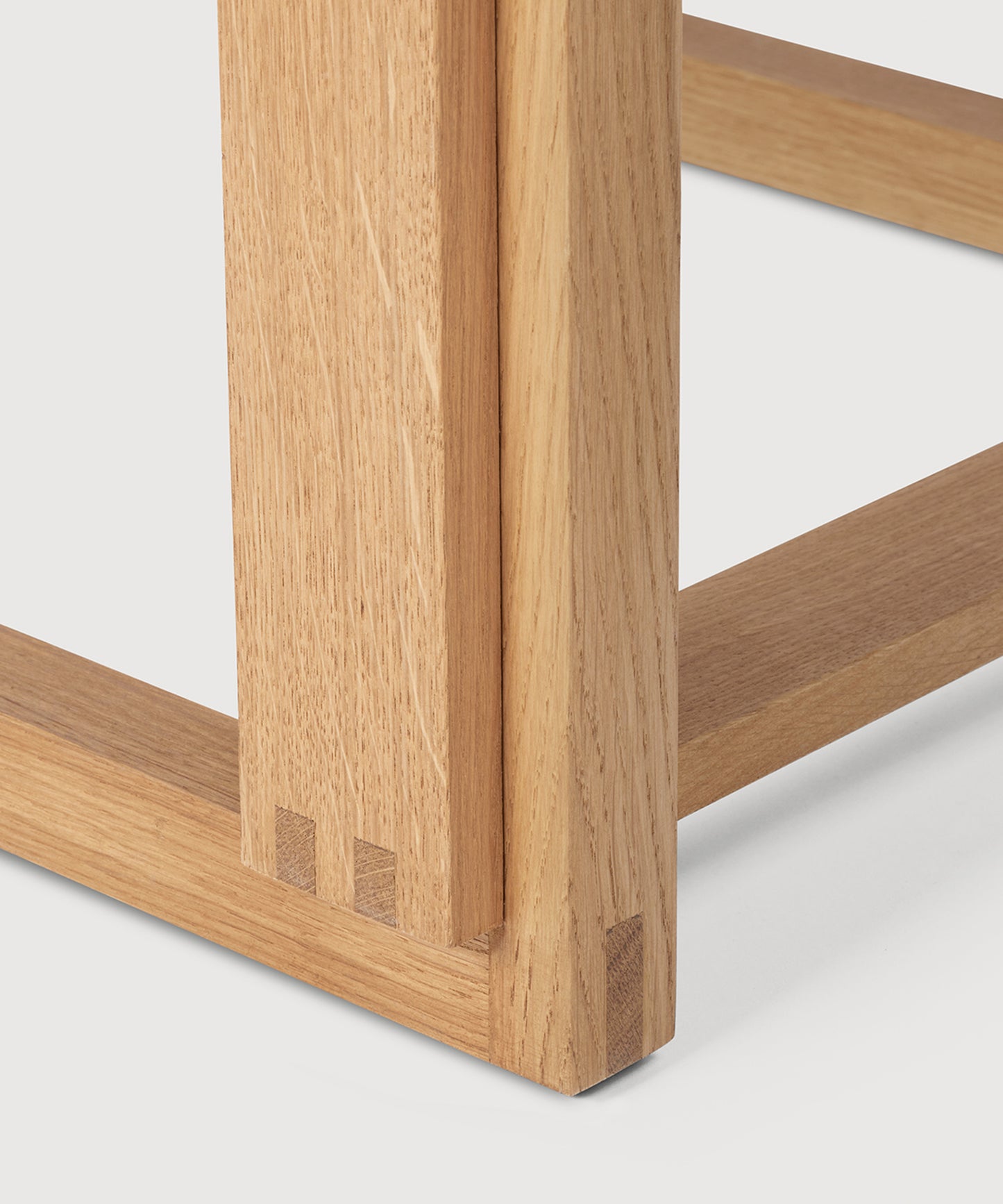 Outline Chair