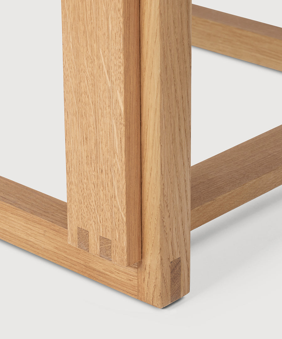 Outline Chair
