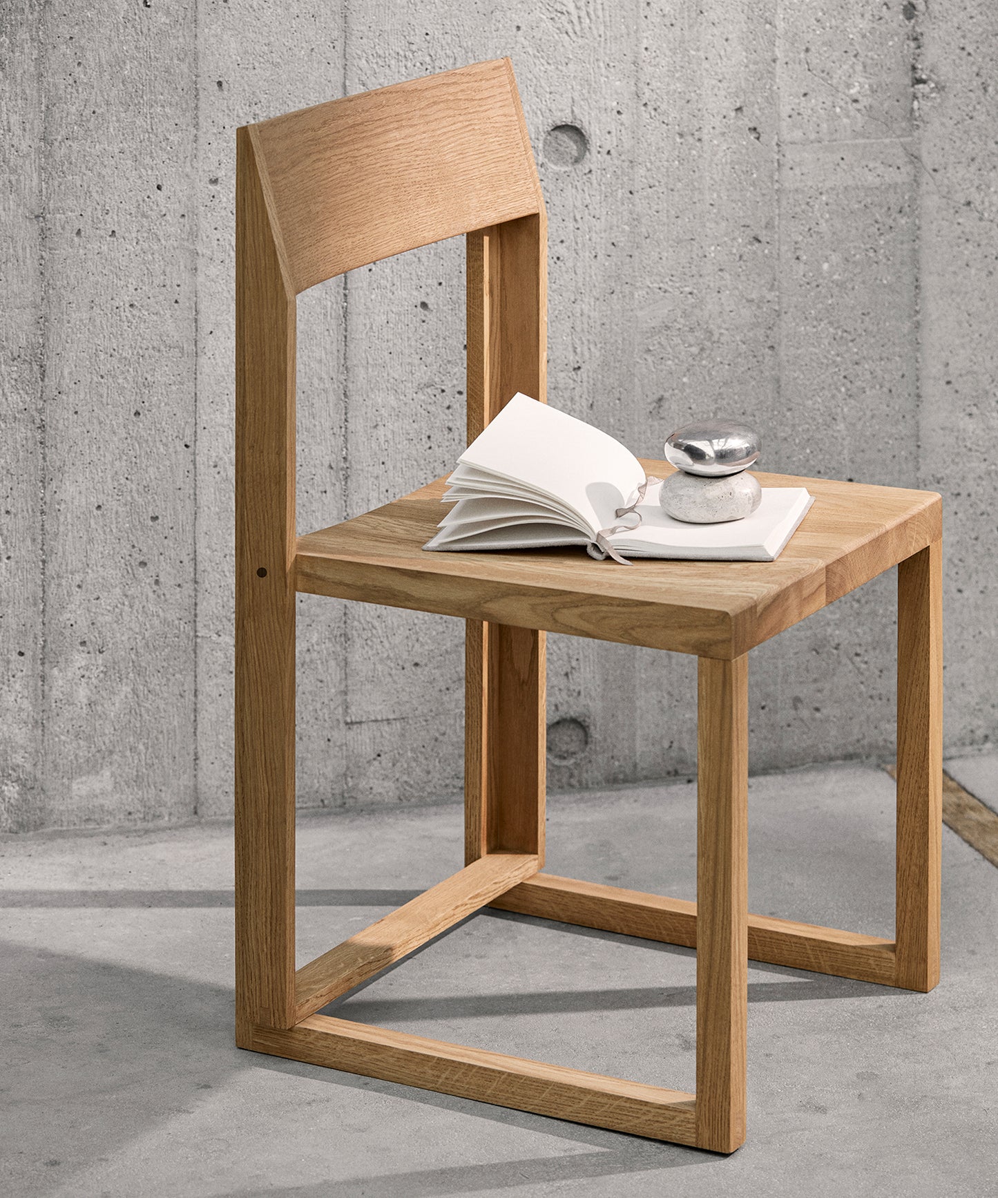 Outline Chair
