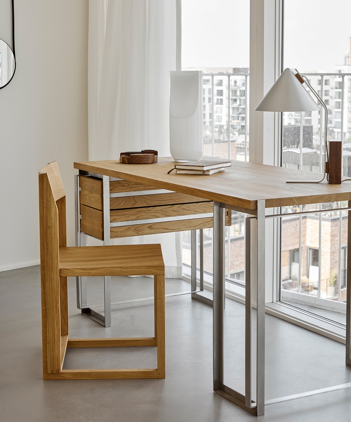 Outline Chair