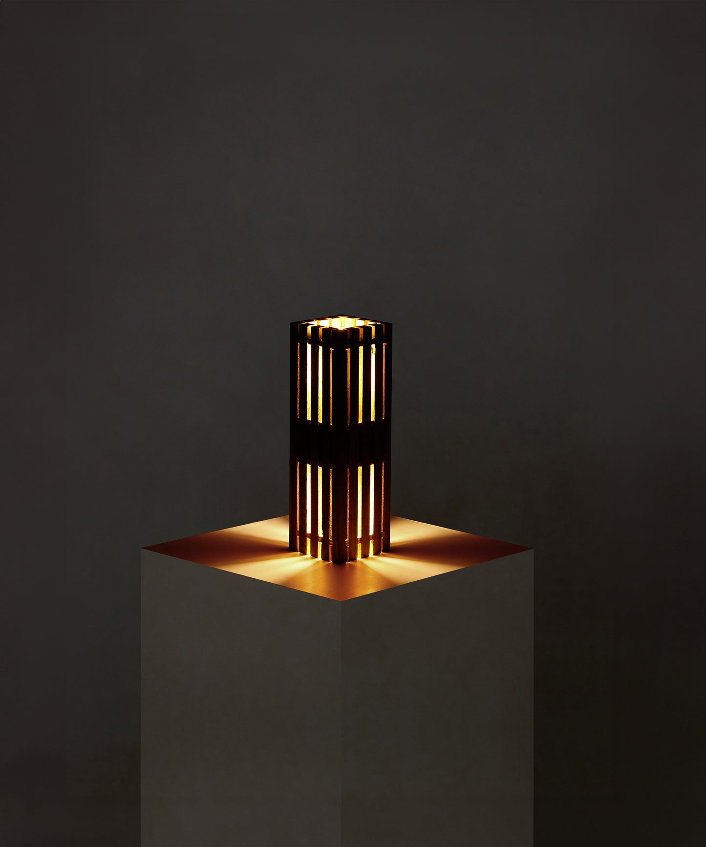 Parállilo Sconce