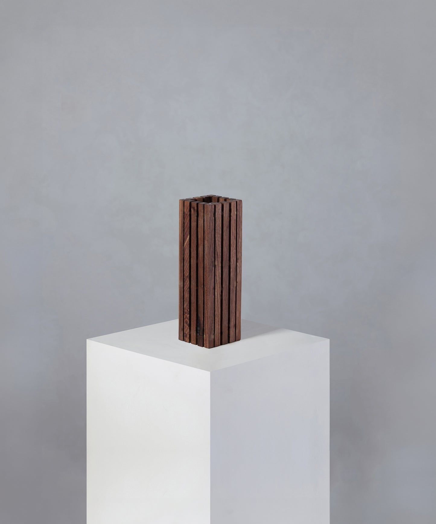 Parállilo Sconce