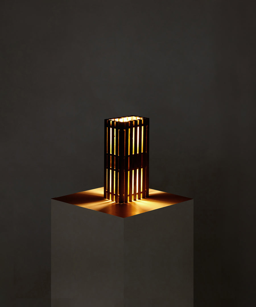 Parállilo Sconce
