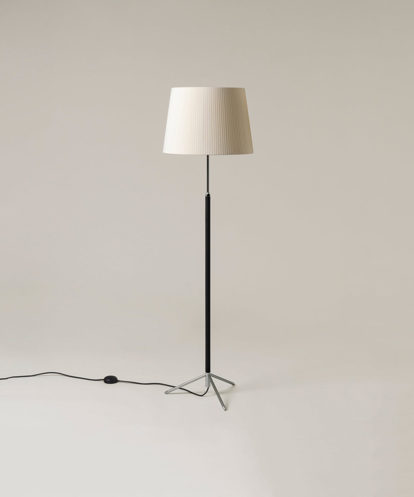 Pie De Salon G1 Floor Lamp