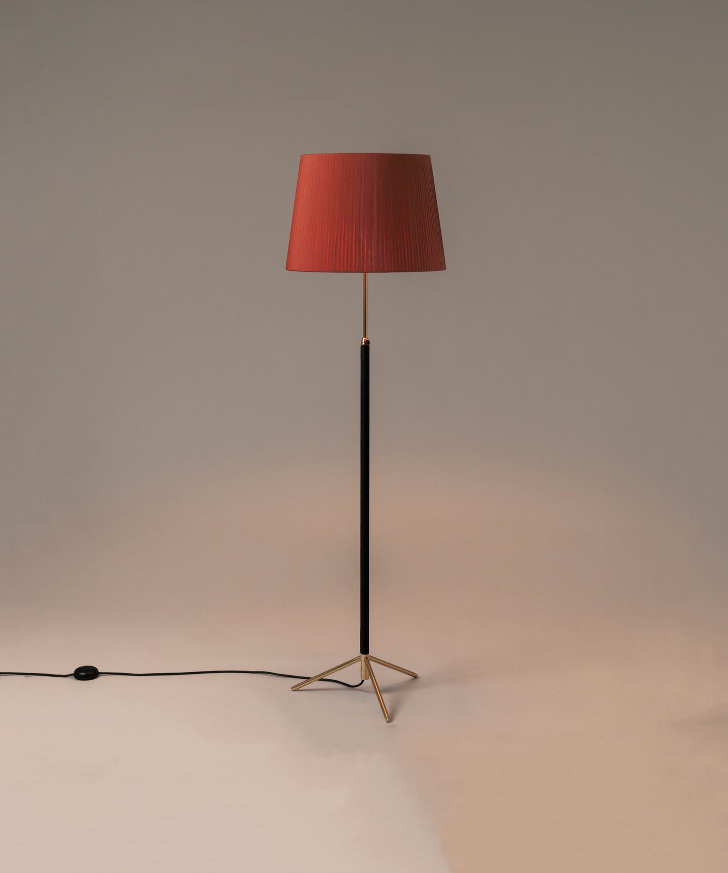 Pie De Salon G1 Floor Lamp