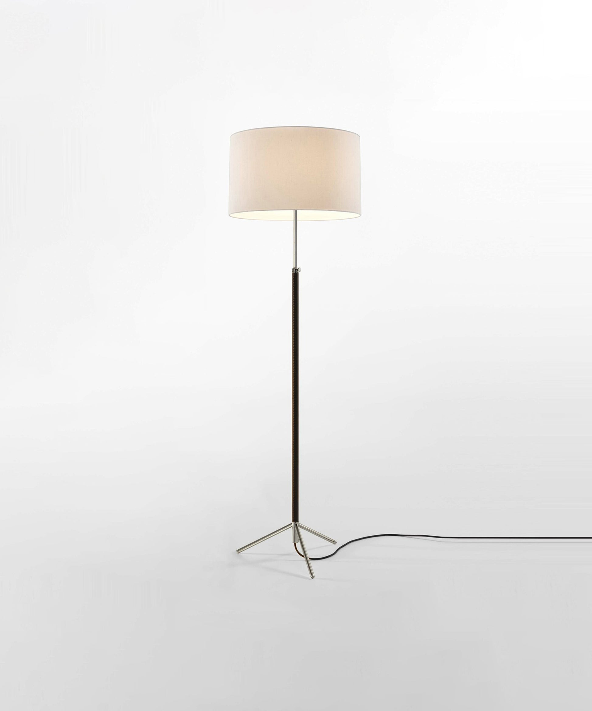 pie-de-salon-g2-floor-lamp-PDSSB04UL