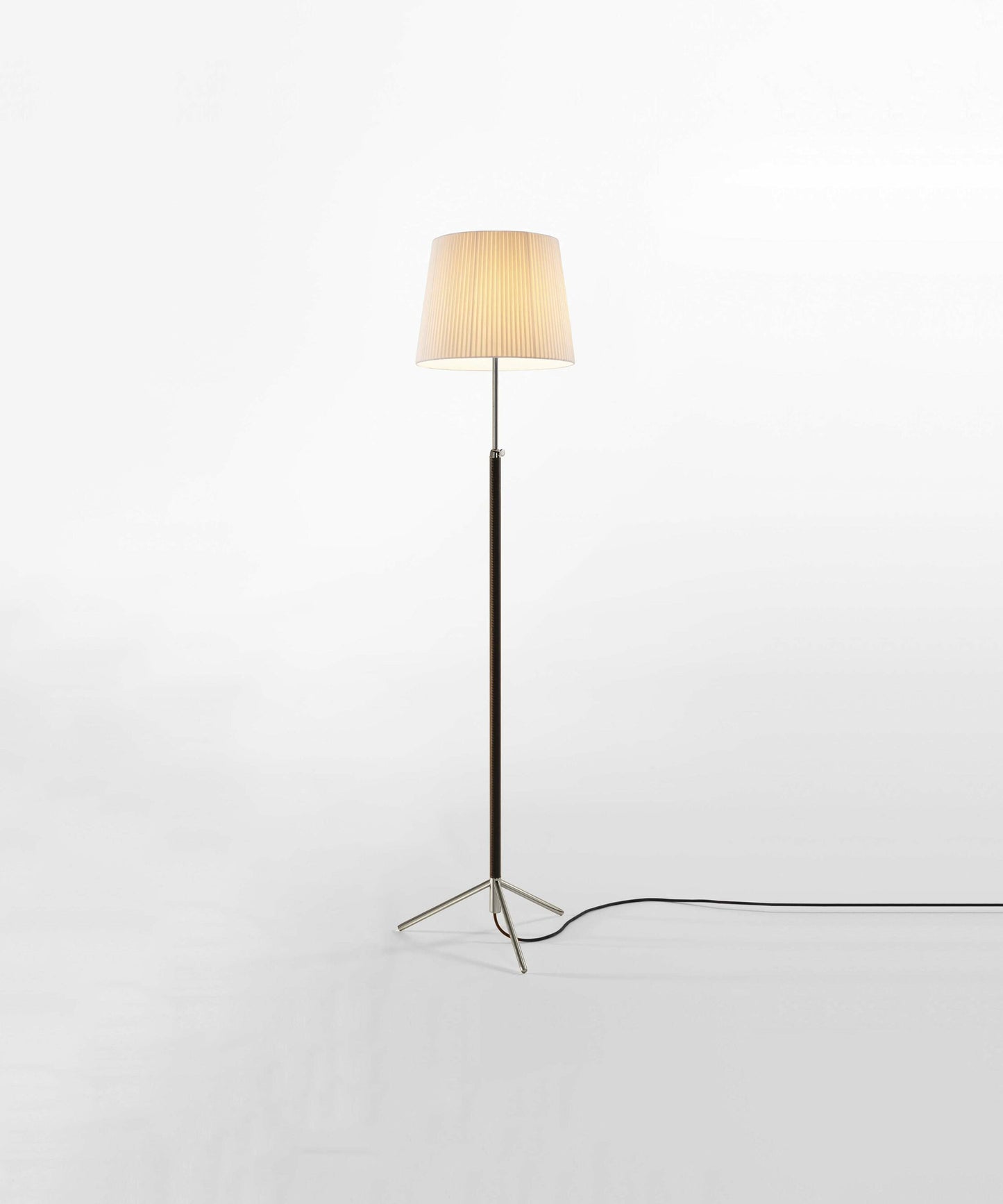 Pie De Salon G3 Floor Lamp