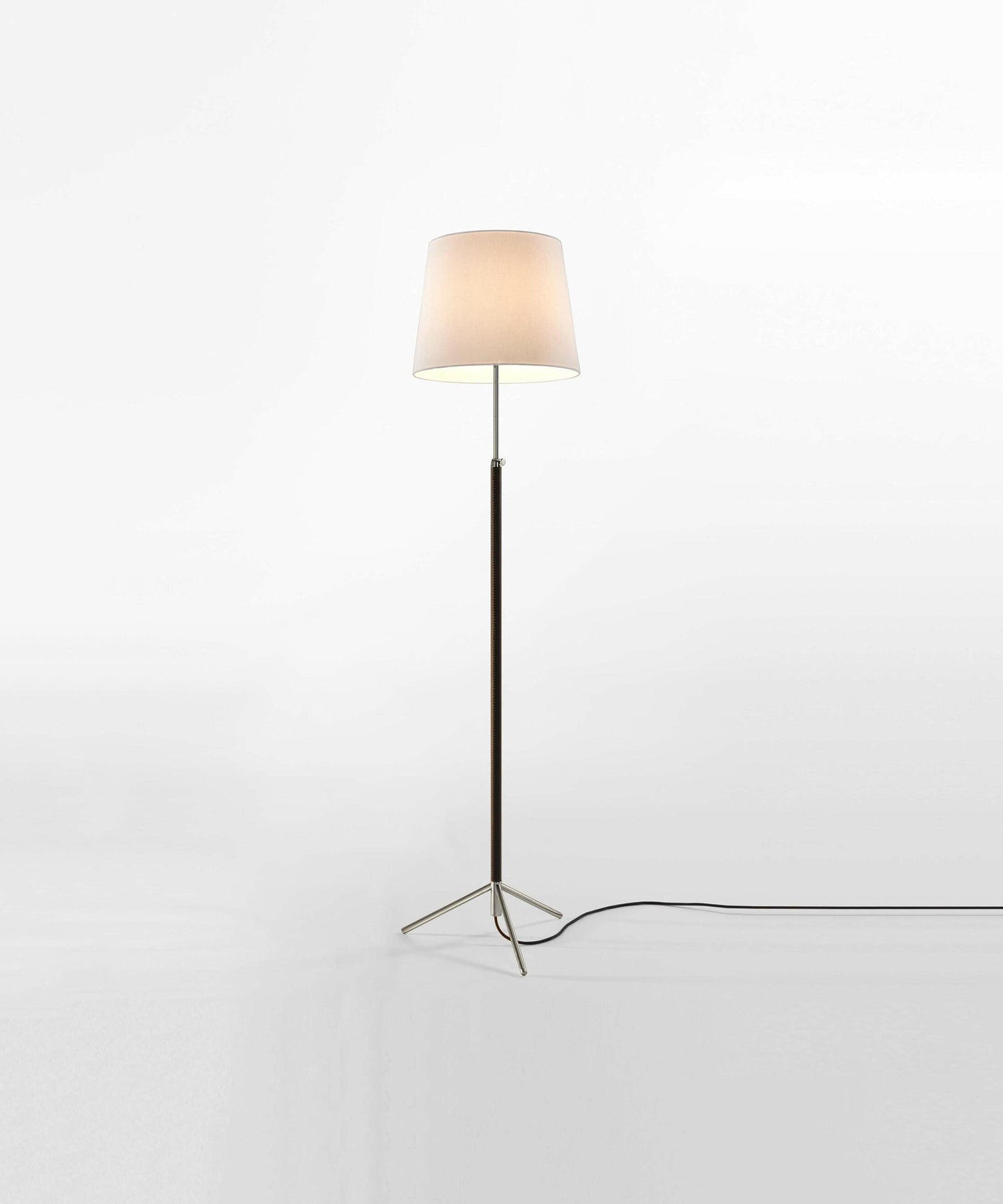 Pie De Salon G3 Floor Lamp