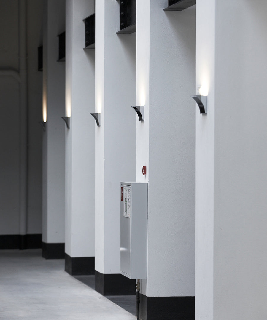 Pochette LED wall & Ceiling Lamp