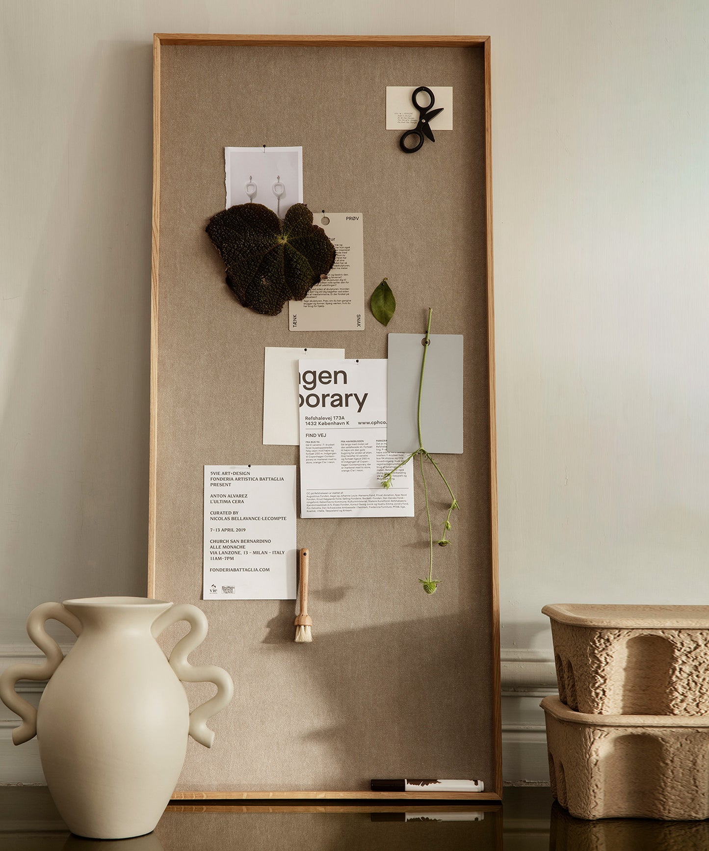 Scenery Pinboard
