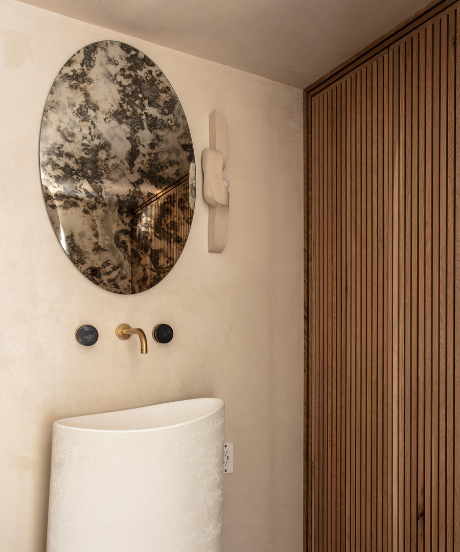 serpentine-wall-sconce-04_fe5c73a6-ab60-4b7e-b6f9-ecb1439c3aef