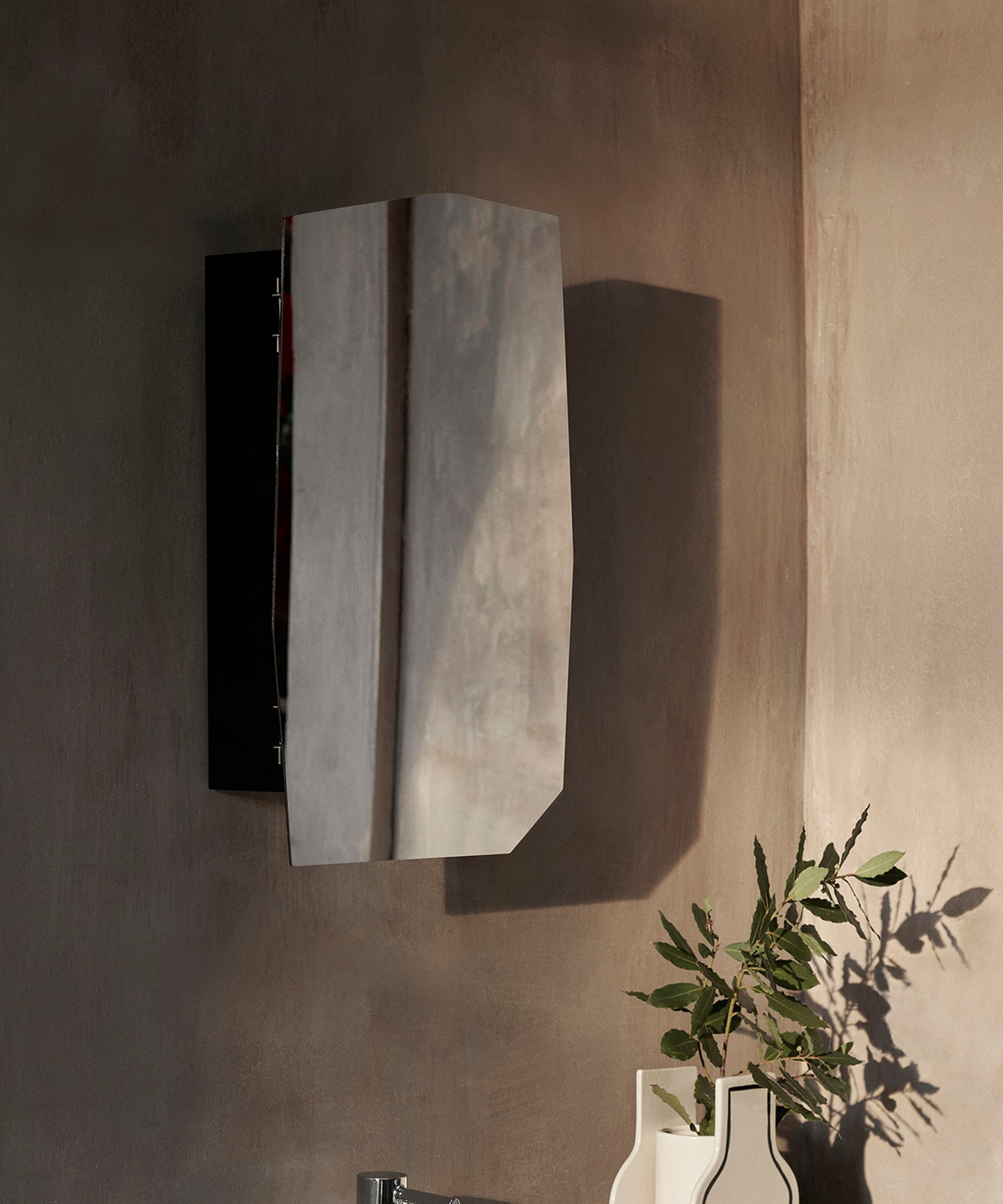 Shard Mirror Cabinet