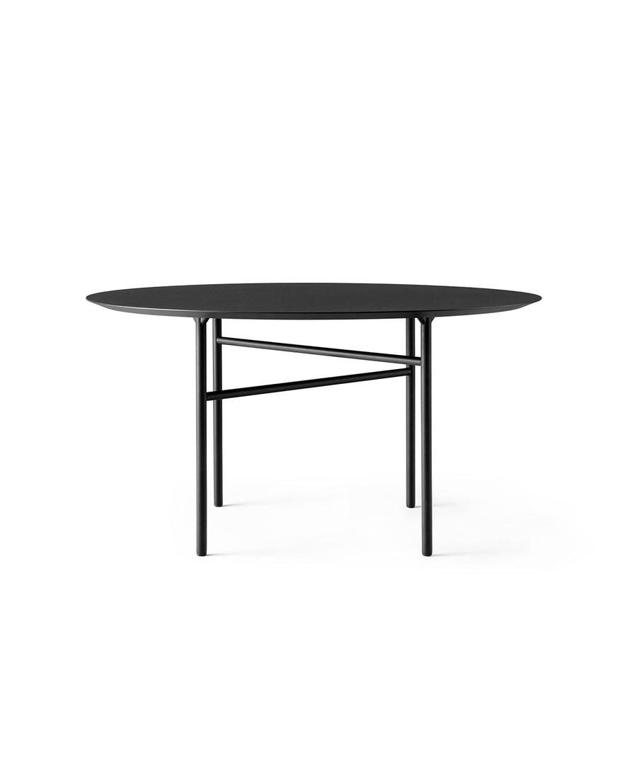 Snaregade Dining Table