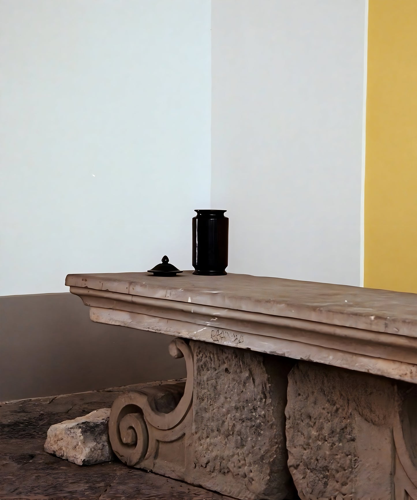 The Albarello Jar